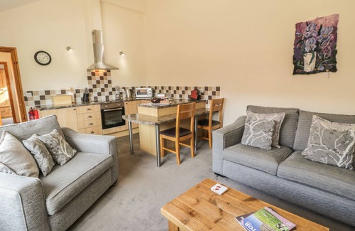 Thirsk Cottage | Romantic Kitchen Cottage with Garden in Thirsk