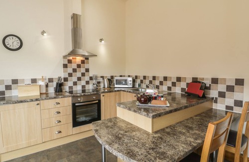 Thirsk Cottage | Romantic Kitchen Cottage with Garden in Thirsk