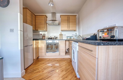 Sutton Coldfield Apartment | Peaceful 2-Bed in Sutton Coldfield, Near Parks