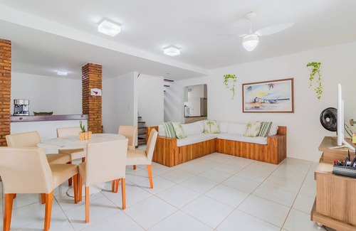Canto do Mar House | GB58 Great House: 6 Bedrooms Near Guarajuba Beach