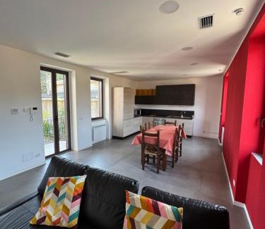 Gallarate Villa | Inviting Stay at GC Petit Palais with Breakfast Included