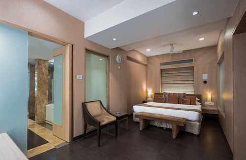 Mira Road East Hotel | GCC Hotel and Club: Family-Friendly Retreat with Pool Access