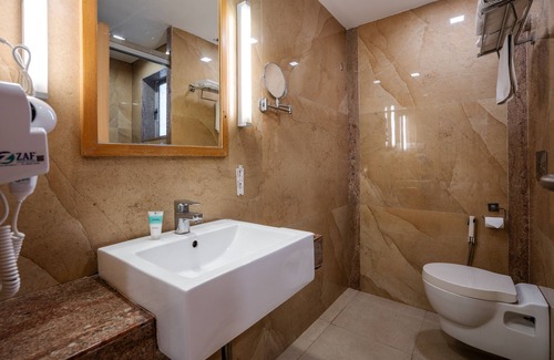 Mira Road East Hotel | Discover GCC Northside Hotel: Family-Friendly Comfort Awaits