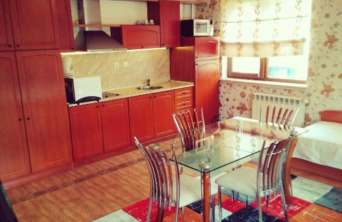 Kvartal Noviya Grad Apartment | GD Apartament: Guest Rated 10/10 with Hot Tub & Family Fun