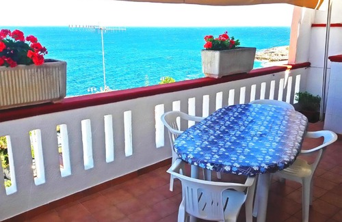Marina di Andrano House | GD Case Vacanza - Beachside Retreat with Family-Friendly Perks