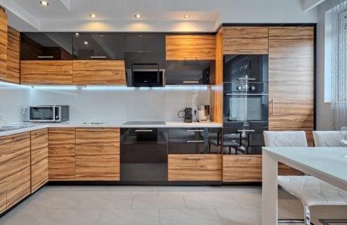 Gdansk Apartment | Gdańsk 60m2 Apt - Cozy Stay Near Park