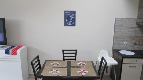 Gdynia Apartment | Relax in Gdynia - Family & Pet Friendly Getaway Awaits