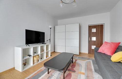 Wzgorze Swietego Maksymiliana Apartment | Explore Family-Friendly Gdynia Wzgórze Maksymiliana Hotel