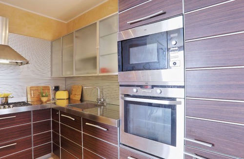 Recco House | Explore Casa Ru 6: Pet-Friendly with Breakfast Included