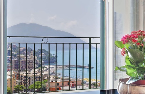 Recco House | Explore Casa Ru 6: Pet-Friendly with Breakfast Included