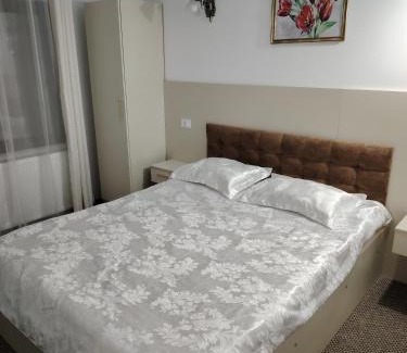Avram Iancu Cabin | Guest Favorite: Ge-Lux with Pool and Family Amenities