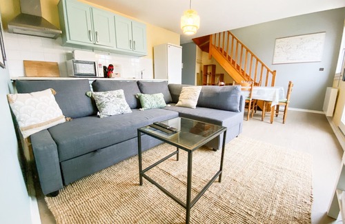 Quartier Chorier-Berriat Apartment | Discover The Bostonian in Grenoble with Cozy Balconies