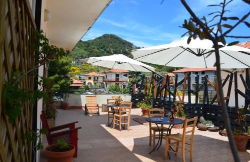 Nicolosi House | Oceanfront Gea Apartment Etna: Guest Rated 9.3/10