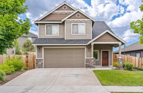 Southeast Bend House | Geary Getaway: Family & Pet Friendly Retreat Awaits