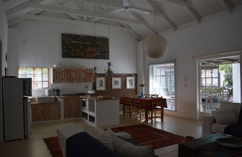 Prince Albert Cottage | Gecko Cottages: Guest Rated 10/10 with Pool & Breakfast