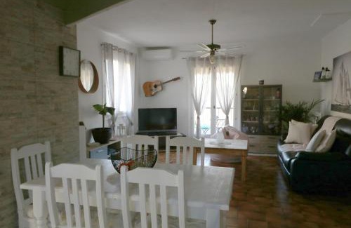 Callas House | Discover Gecko: An Unforgettable Stay Awaits You