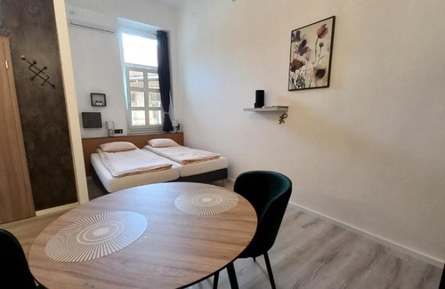 Szentimrevaros Apartment | Pet-Friendly Gecko Studio: Guest Rated 9.3/10