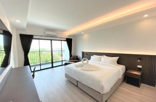 Chonburi Hotel | Discover GEEN Hotel Chonburi: Oceanfront Bliss for Families