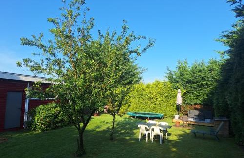 Oudwoude House | Pet-Friendly Geertje: A Family Haven Awaits You