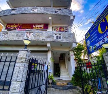 Jaffna House | Comfortable Rooms at Geesh Residence in Jaffna