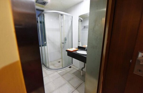Tangkou Town Hotel | Budget-Friendly Geili Inn Huangshan with Family Amenities