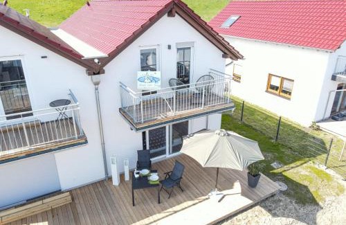 Mucheln House | Inviting Geiseltalsee Haus am See with Stunning Ocean Views
