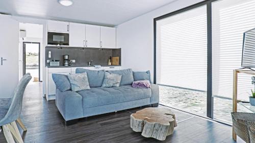 Braunsbedra House | Discover Geiseltalsee Hausboot - Pet & Child-Friendly Stay