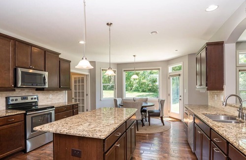 Maxwell House | Geist House