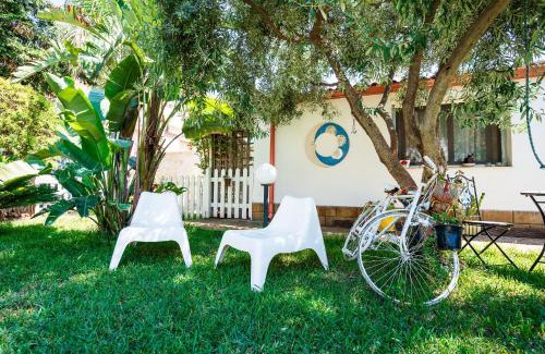 Tiche Apartment | Geko's House: Guest Rated 9.2 with Hot Tub & Pet Friendly