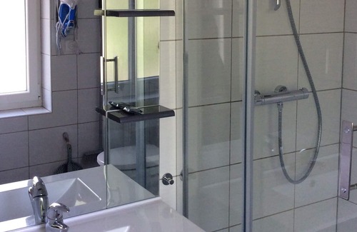 Luxeuil-les-Bains Apartment | Gelinotte F1: Modern Comfort in the Heart of the City