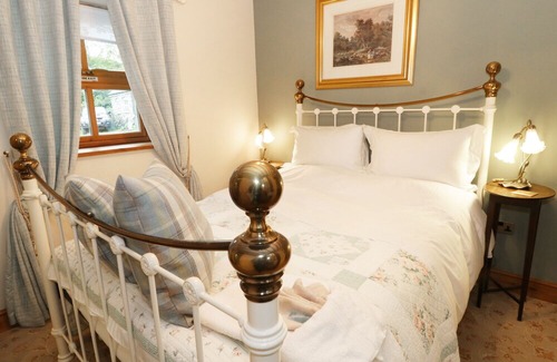 Eglwysbach Cottage | Welcoming Gelli Glud: Family and Pet-Friendly Retreat