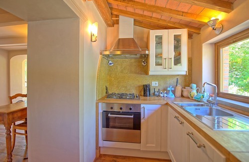 Arezzo Villa | Gellino Country House: Private Pool & Spa in Tuscany