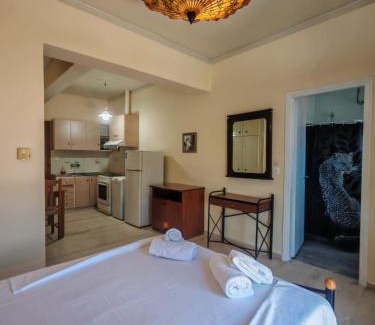 Khelmata Apartment | Spacious Apartment for 2-5 Guests with Kitchen Access