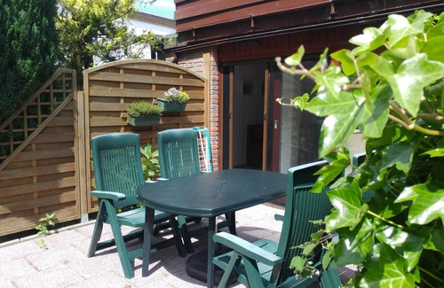 Maasholm-Bad Apartment | Cozy Garden-Facing Apartment with Spa and Ocean View