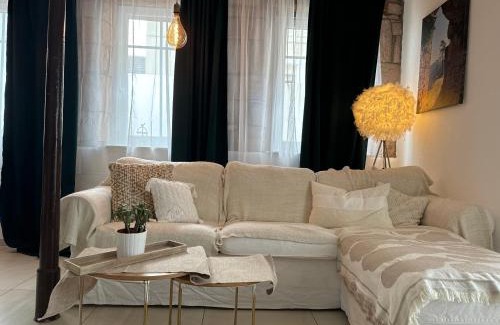 Edenkoben Apartment | Unique Altbauloft Experience in Edenkoben - Rated 8.8/10