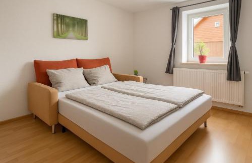 Friedland Apartment | Cozy 2-Bedroom Apartment with Child-Friendly Amenities
