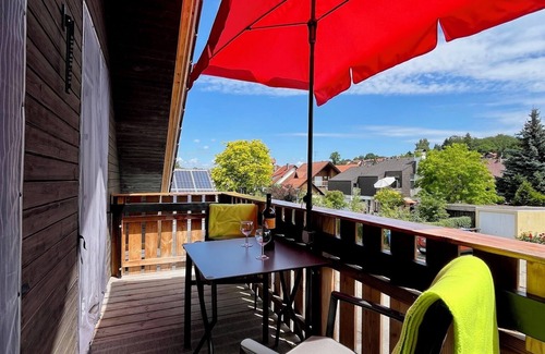 Iznang Apartment | Cozy 2-Room Apartment with Balcony & Parking by Lake Constance