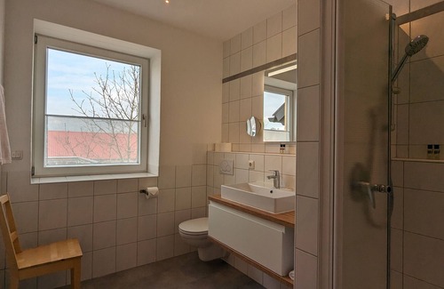 Nordheim a. Main Apartment | Welcoming 50qm Apartment with Balcony & Free Parking