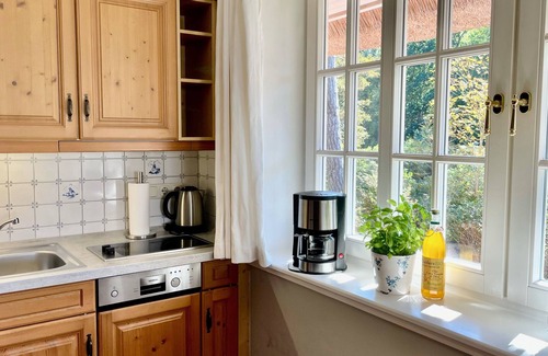 Ostseebad Ahrenshoop Apartment | Cozy Classic Retreat with Ocean Views and Spa Amenities