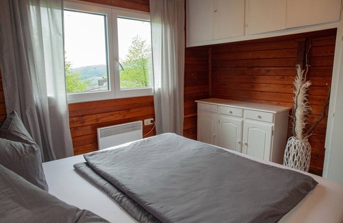 Lindenfels Cabin | Cozy Cabin with Fireplace and Scenic Views Await You