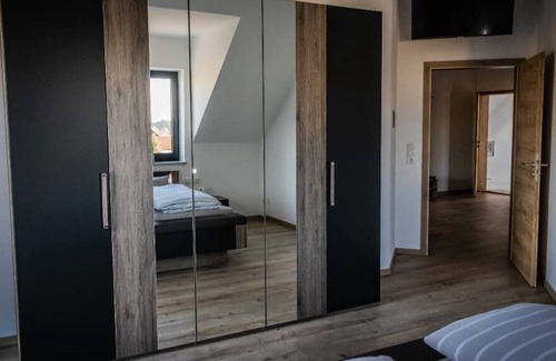 Neukirchen-Balbini Apartment | Gemütliche Dachgeschosswohnung mit Saunabereich