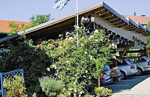 Bayerisch Eisenstein Apartment | Cozy 2-Bedroom Apartment with Balcony and Spa Amenities