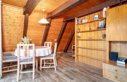 Immenstaad am Bodensee House | Cozy Nurdachhaus Bodensee: Pet-Friendly Family Retreat