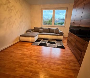 Herne Apartment | Cozy Monteurenwohnung in Herne - Family & Pet Friendly