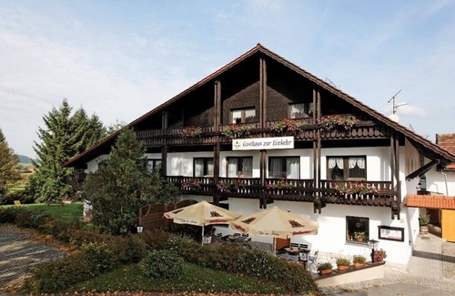 Neureichenau Apartment | Cozy Vacation Apartment for Four with Breakfast Included