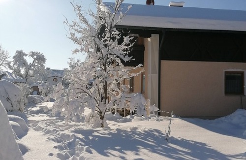 Berganger Apartment | Cozy Country Retreat with Lake View and Family Amenities