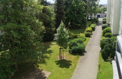Niederwerrn Apartment | Comfortable Holiday Apartment for Up to 6 with Balcony