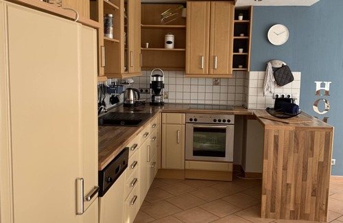 Mechernich Apartment | Cozy Giulina Apartment: 10/10 Rating with Breakfast & Kitchen