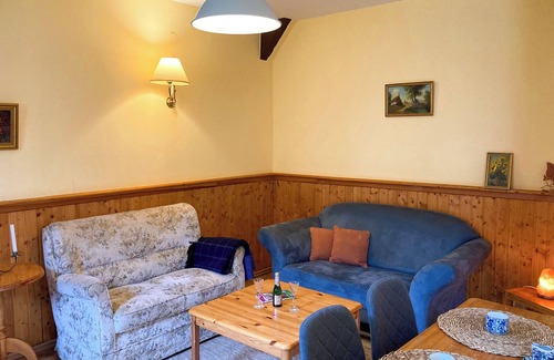 Lohheide Apartment | Inviting Retreat in Nature with Spa and Family-Friendly Perks
