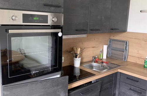Netze Apartment | Cozy Retreat at Edersee: Pet-Friendly Farmhouse Stay